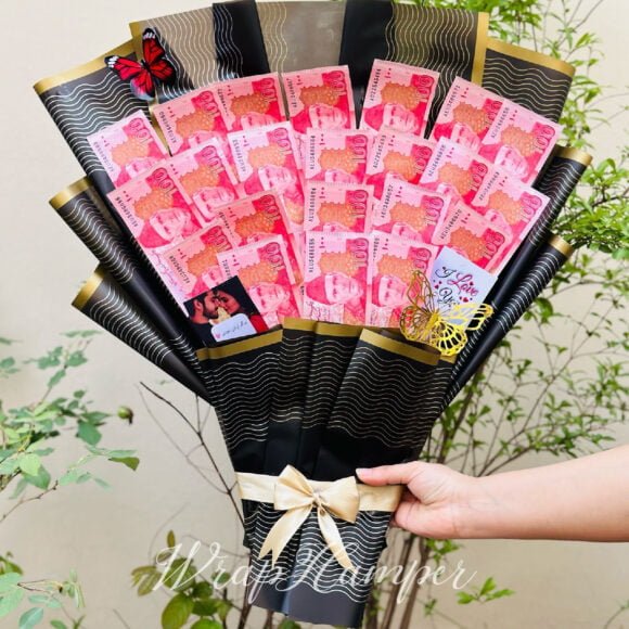 Best Anniversary Cash Bouquet for wife